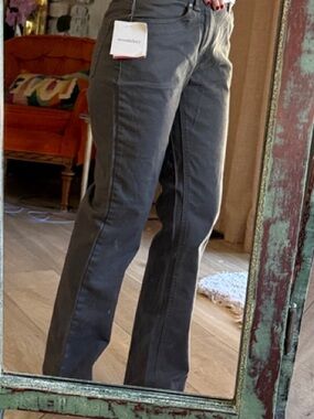 Croft & Barrow Straight Leg Pants in dark Grey - size 2 Short